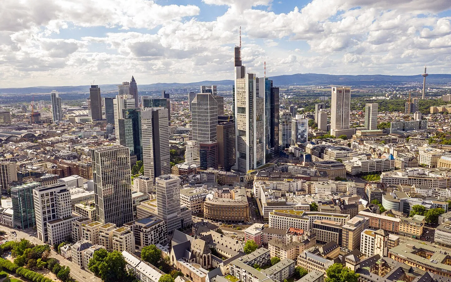 Frankfurt private transfer hub